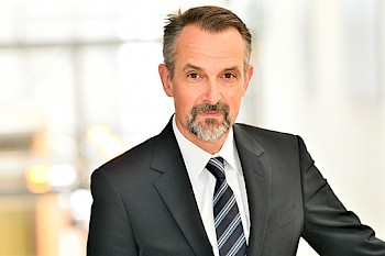 Univ.-Prof. Dr. med. Jörg C. Kalff -
Kongresspräsident